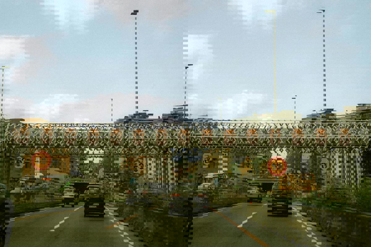 Traffic Congestion Intensifies as Unexpected Bridge Repairs Snarl Commute